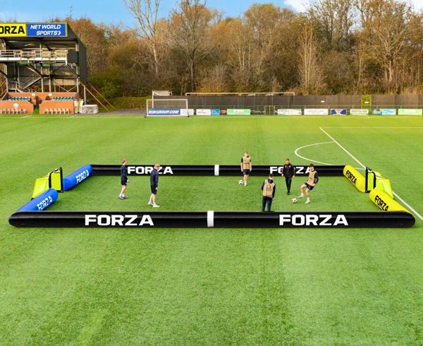 terrain de foot gonflable